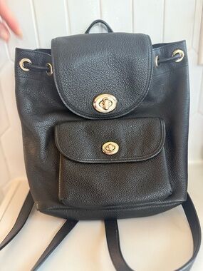 💛 Coach Mini 🖤 Classic Retro Black Leather Drawstring Backpack